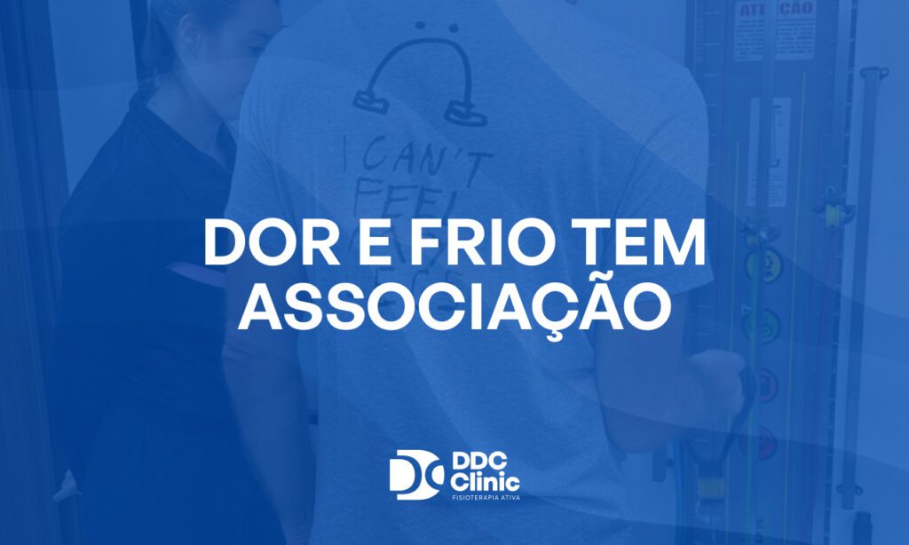 Fundo azul e com letras brancas está escrito Dor e Frio tem associação